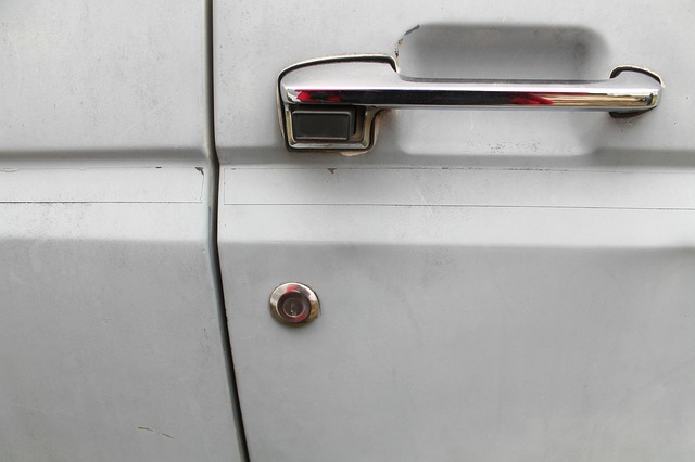 car locksmith near me 