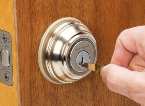 Lock rekeying locksmith tools